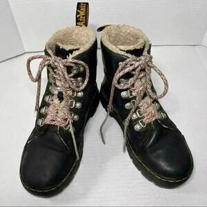 DR.MARTENS Air Wair Womens Combs Wyoming Sherpa Fur Lined Lace Up Boots Sz 6L